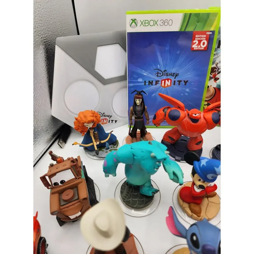 Disney Infinity 2.0 Pixar Characters Portal Pad Discs Book Games Case XBOX 360